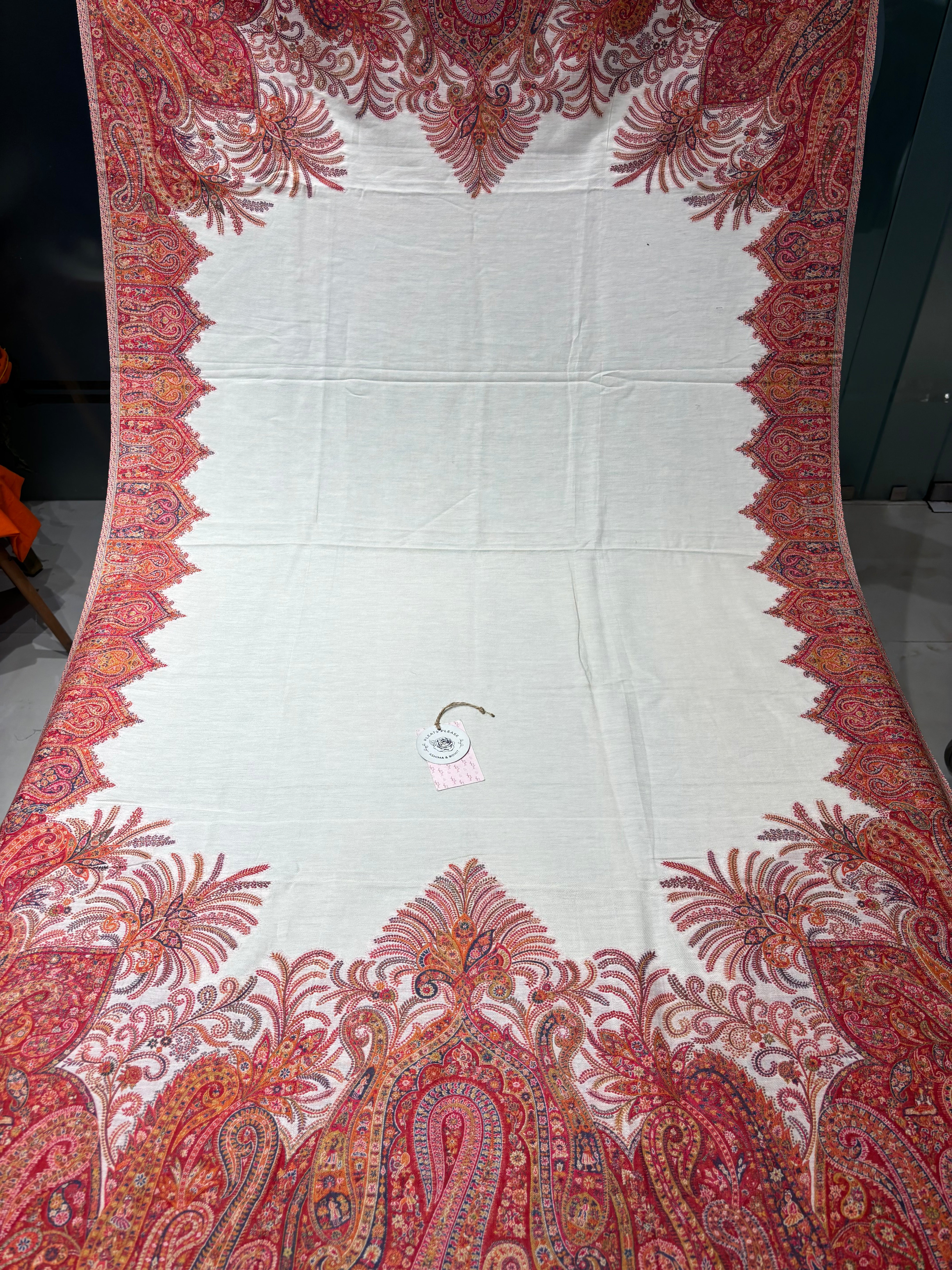 Pearl Bush Woollen Cashmere shawl