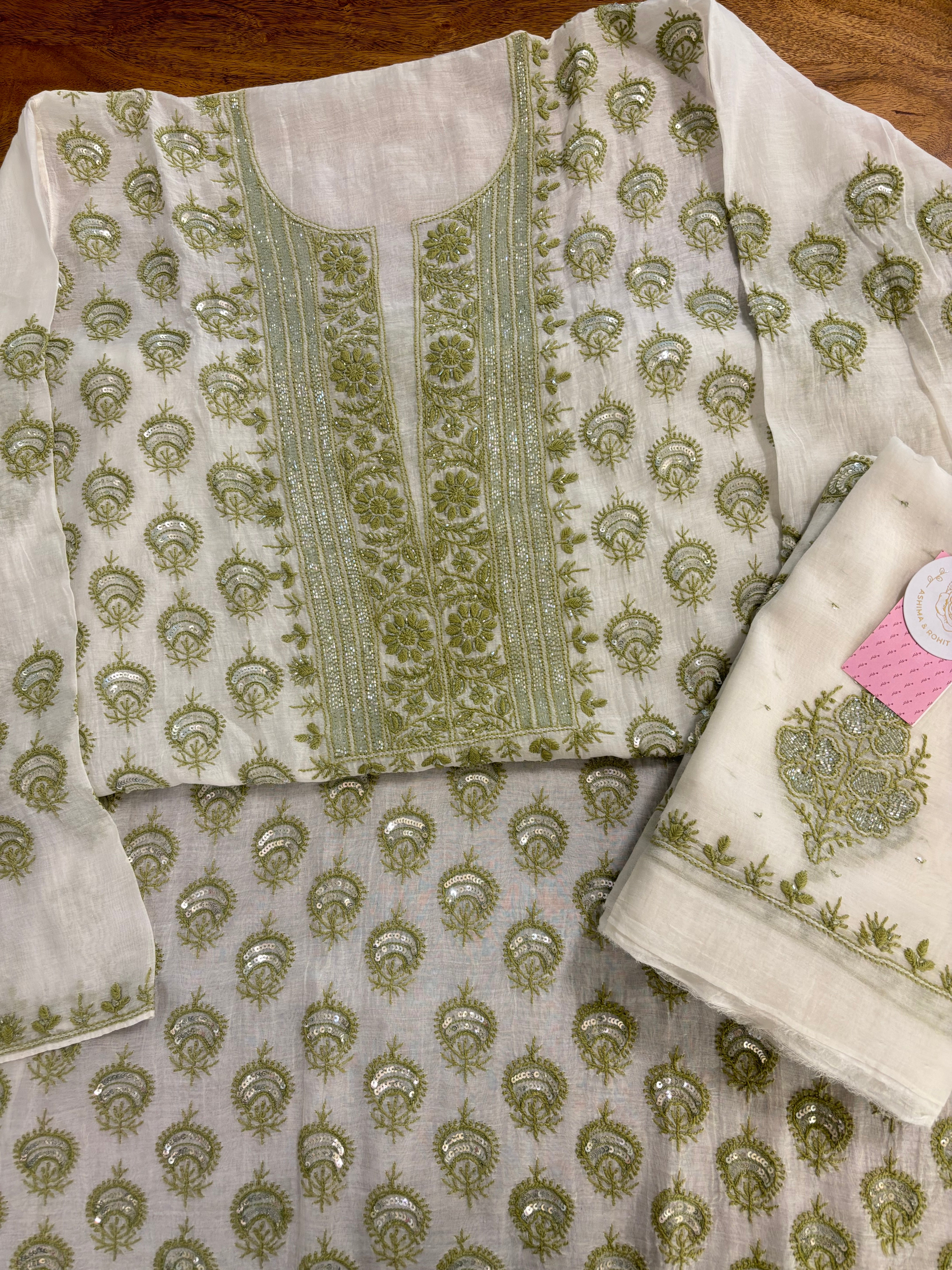 Dyeable Chanderi Chikankari Kurta & Dupatta - Pleats PleaseChikankari