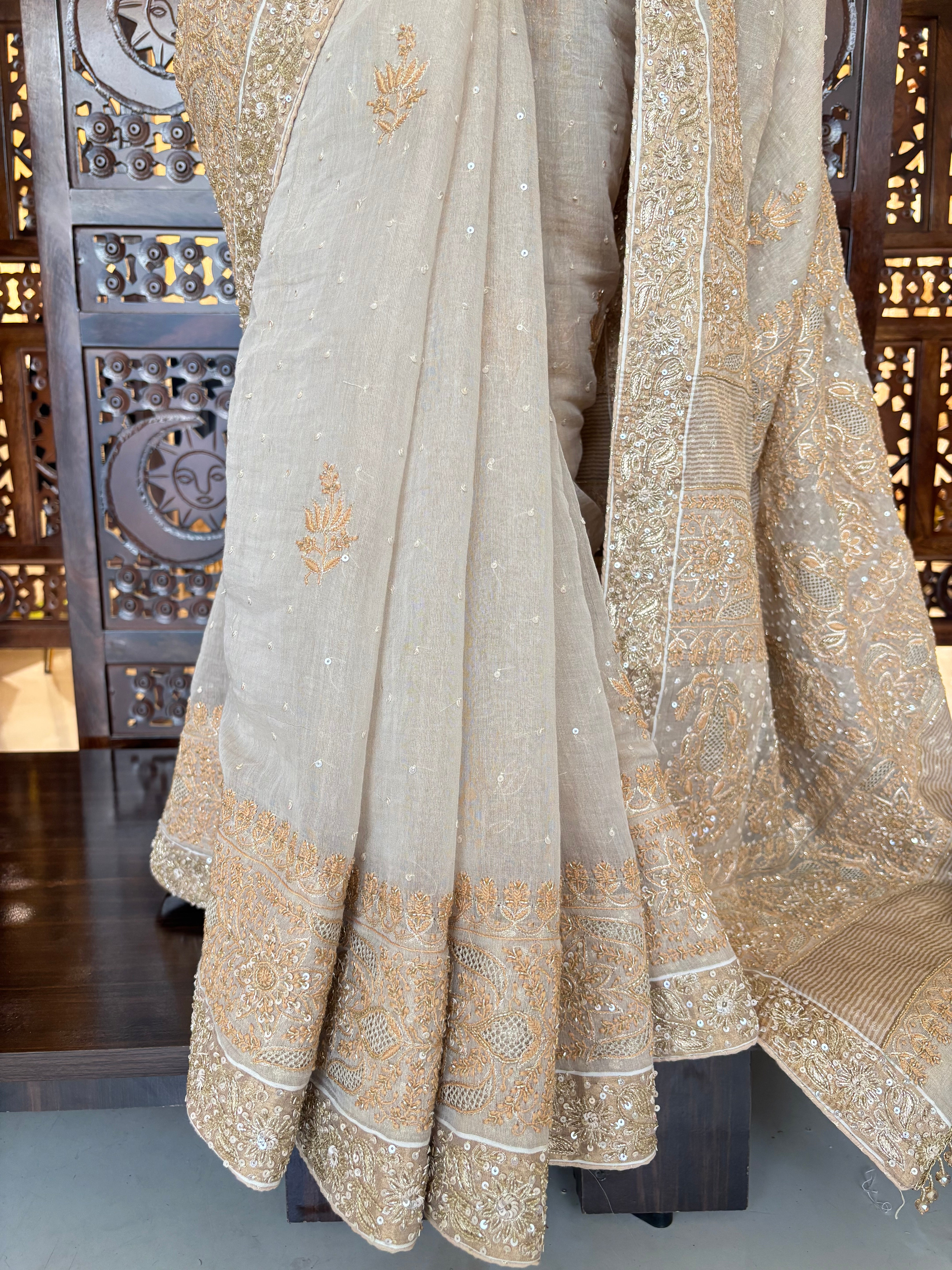 Dyeable Pure & Premium Tissue Chikankari Saree