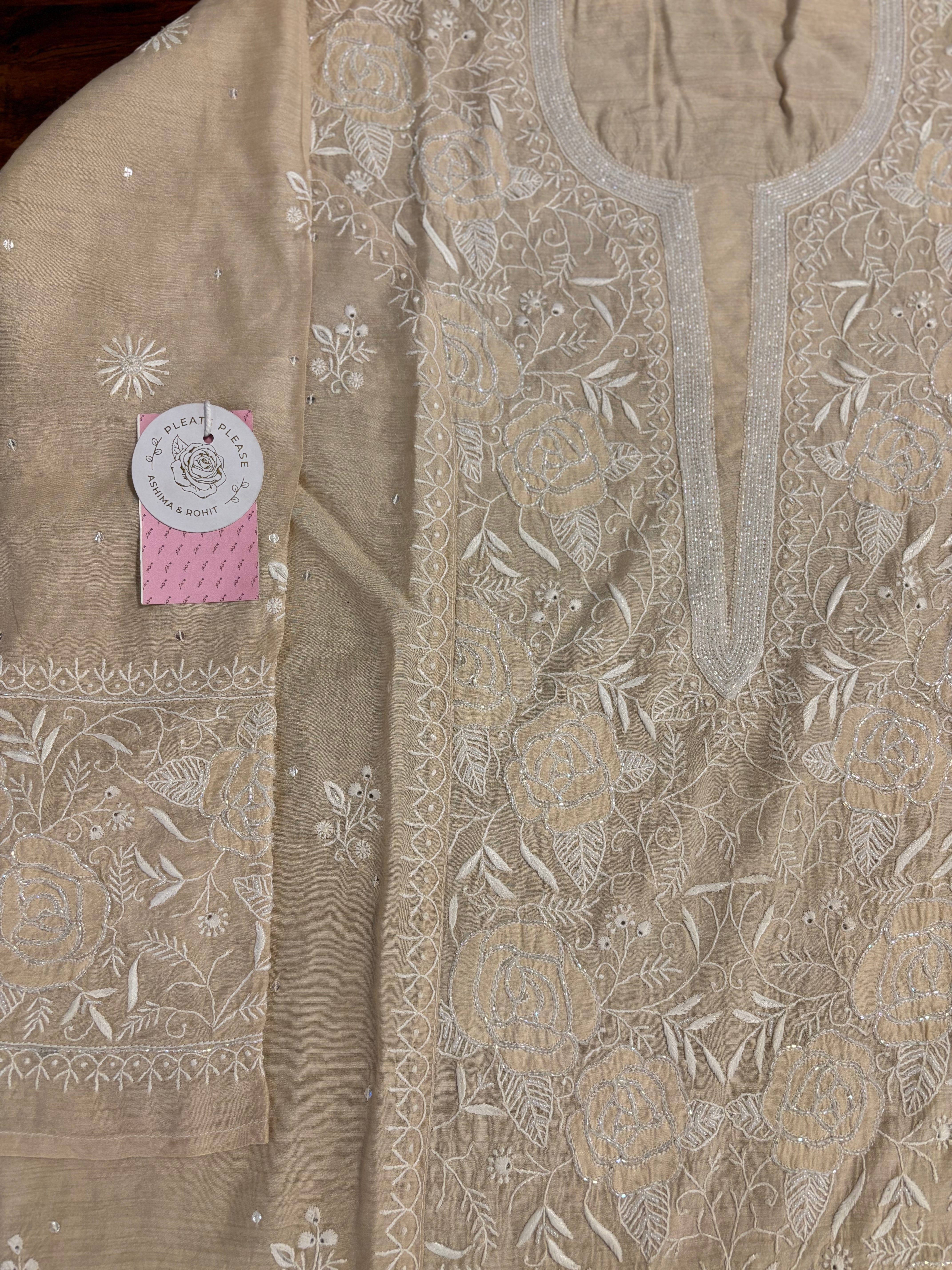 Dyeable Monga Silk Chikankari Kurta & Dupatta - Pleats PleaseChikankari