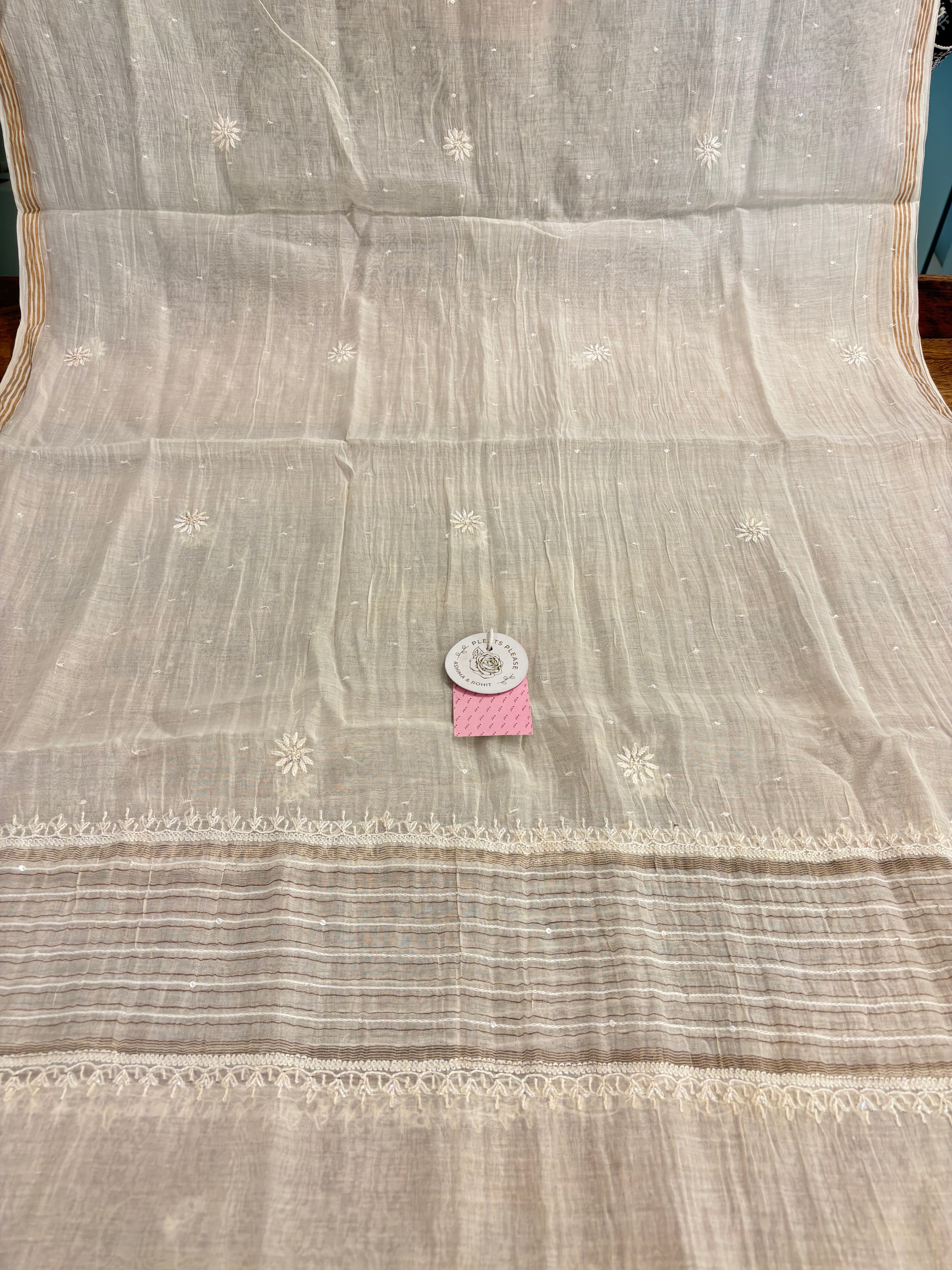 Dyeable Chnderi Mul Chikankari Kurta & Dupatta