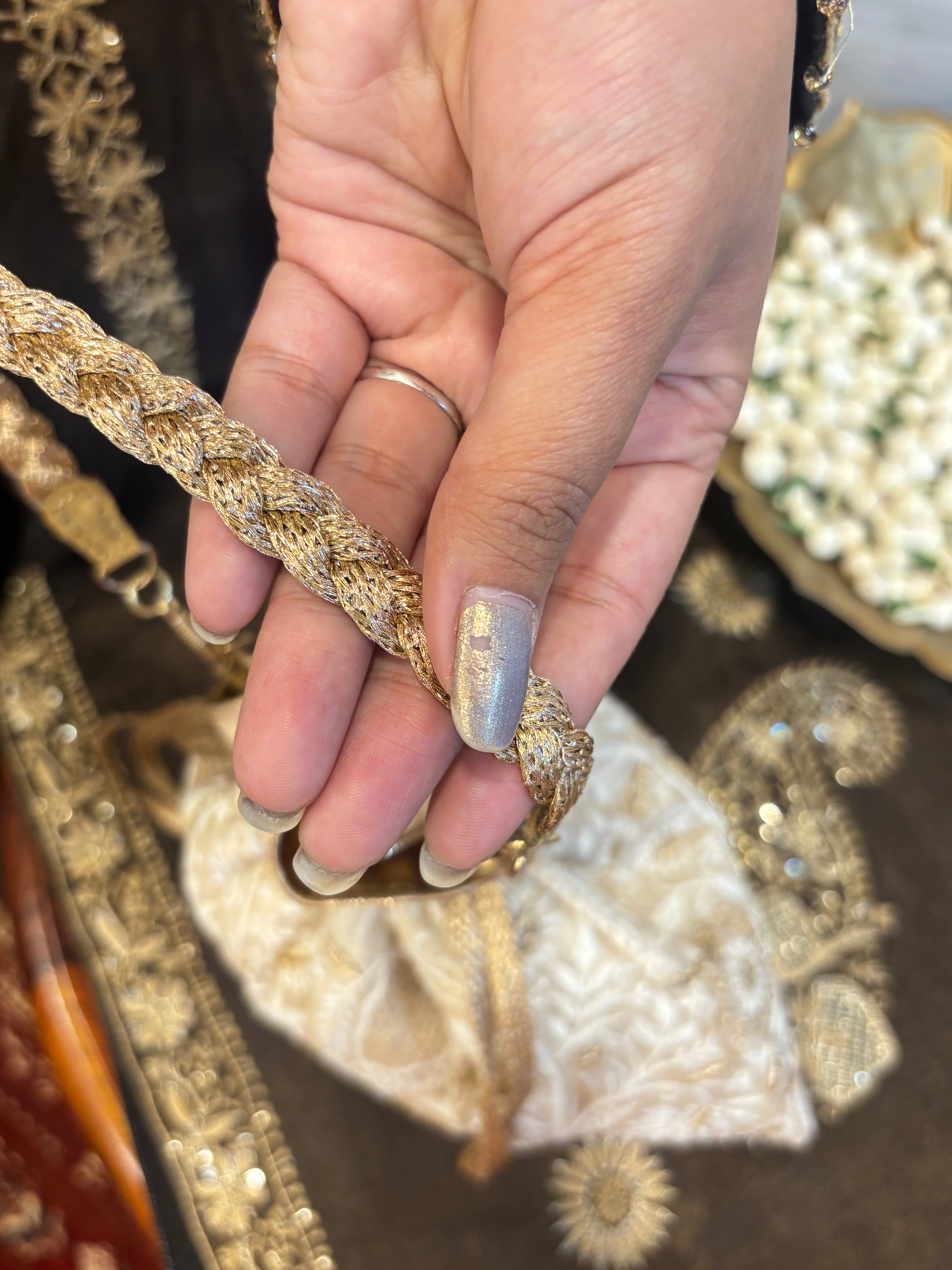 Beige Chikankari Potli