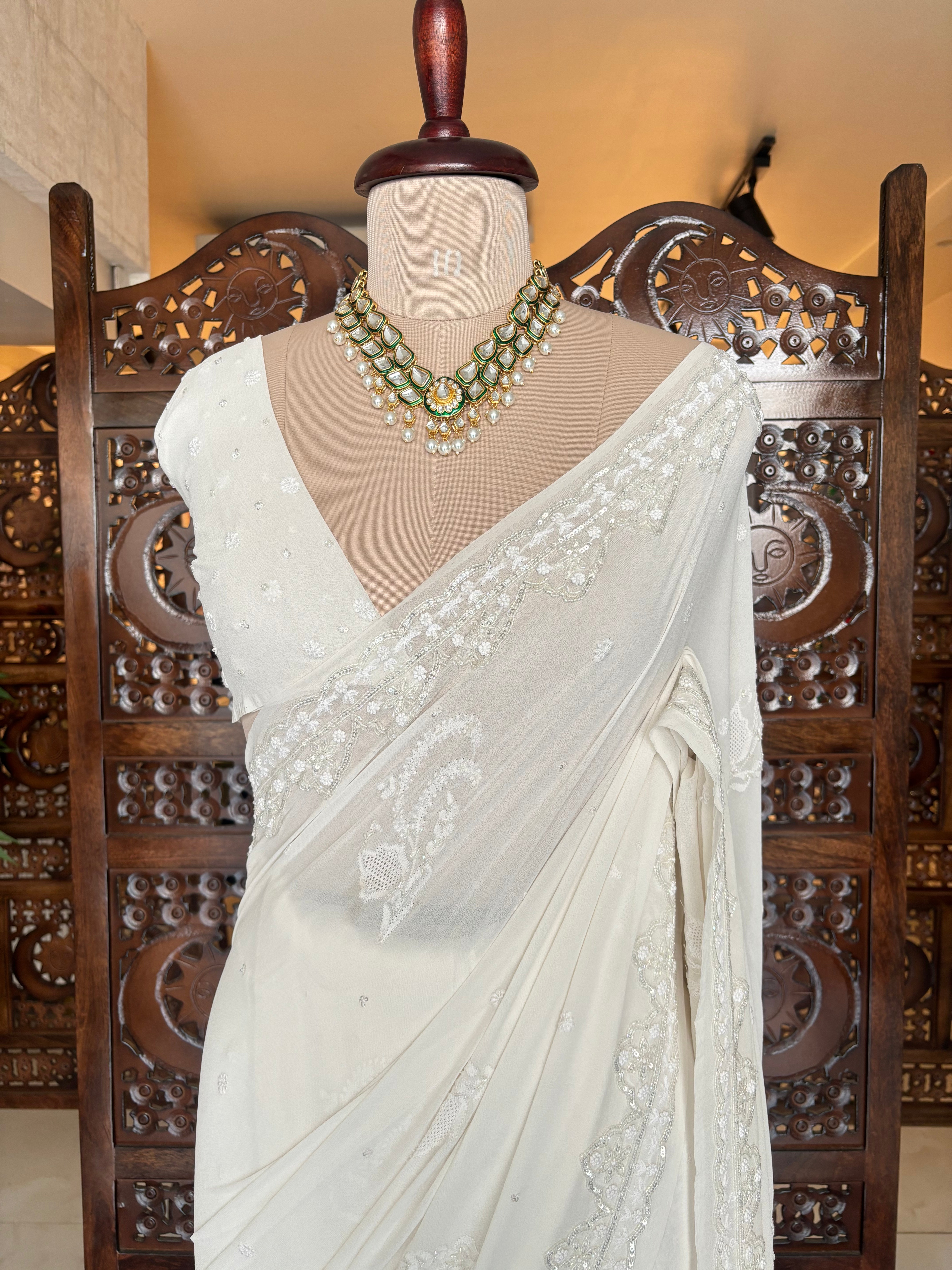 Dyeable Pure & Premium Georgette Chikankari Saree - Pleats PleaseChikankari