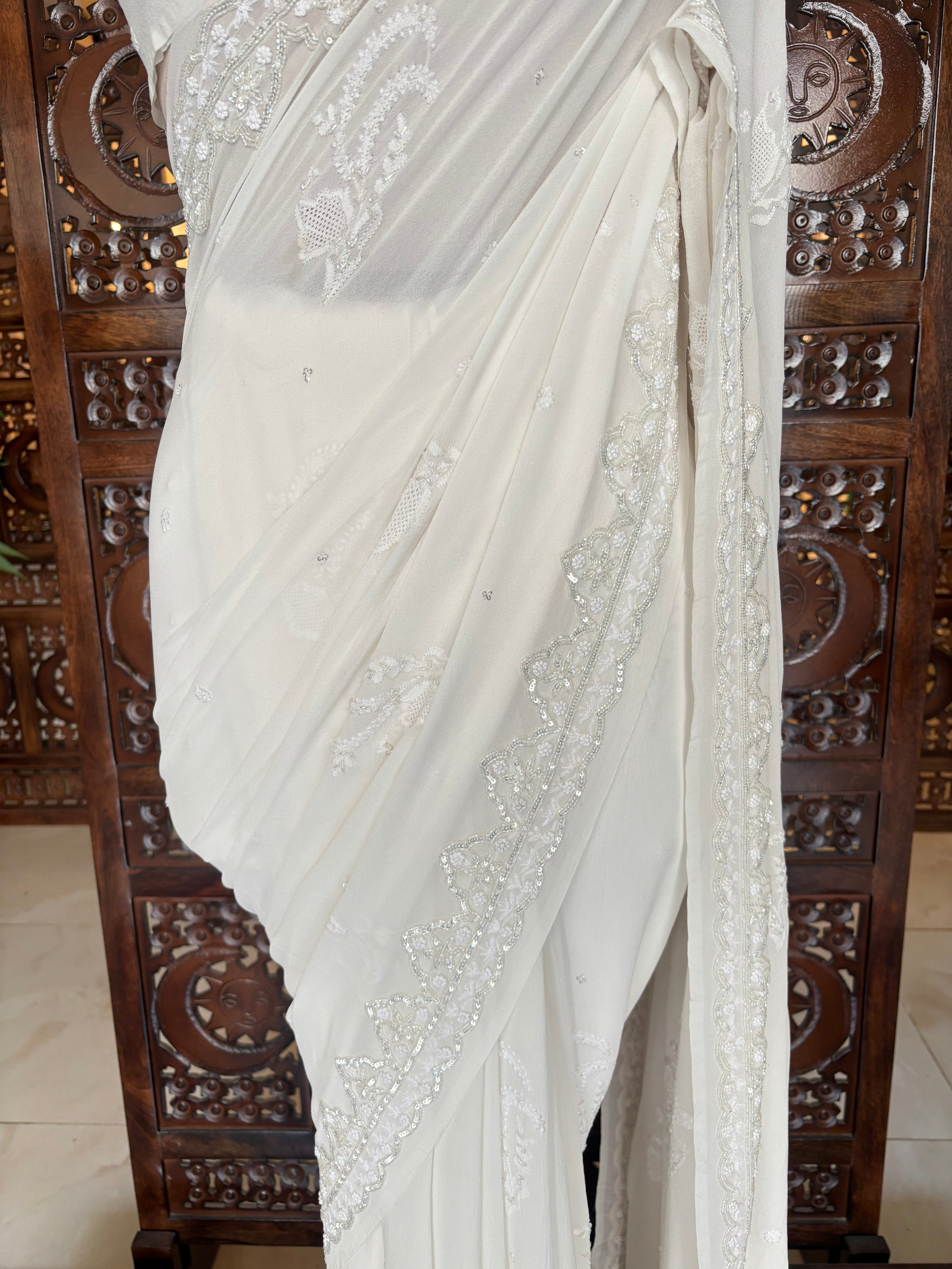 Dyeable Pure & Premium Georgette Chikankari Saree - Pleats PleaseChikankari