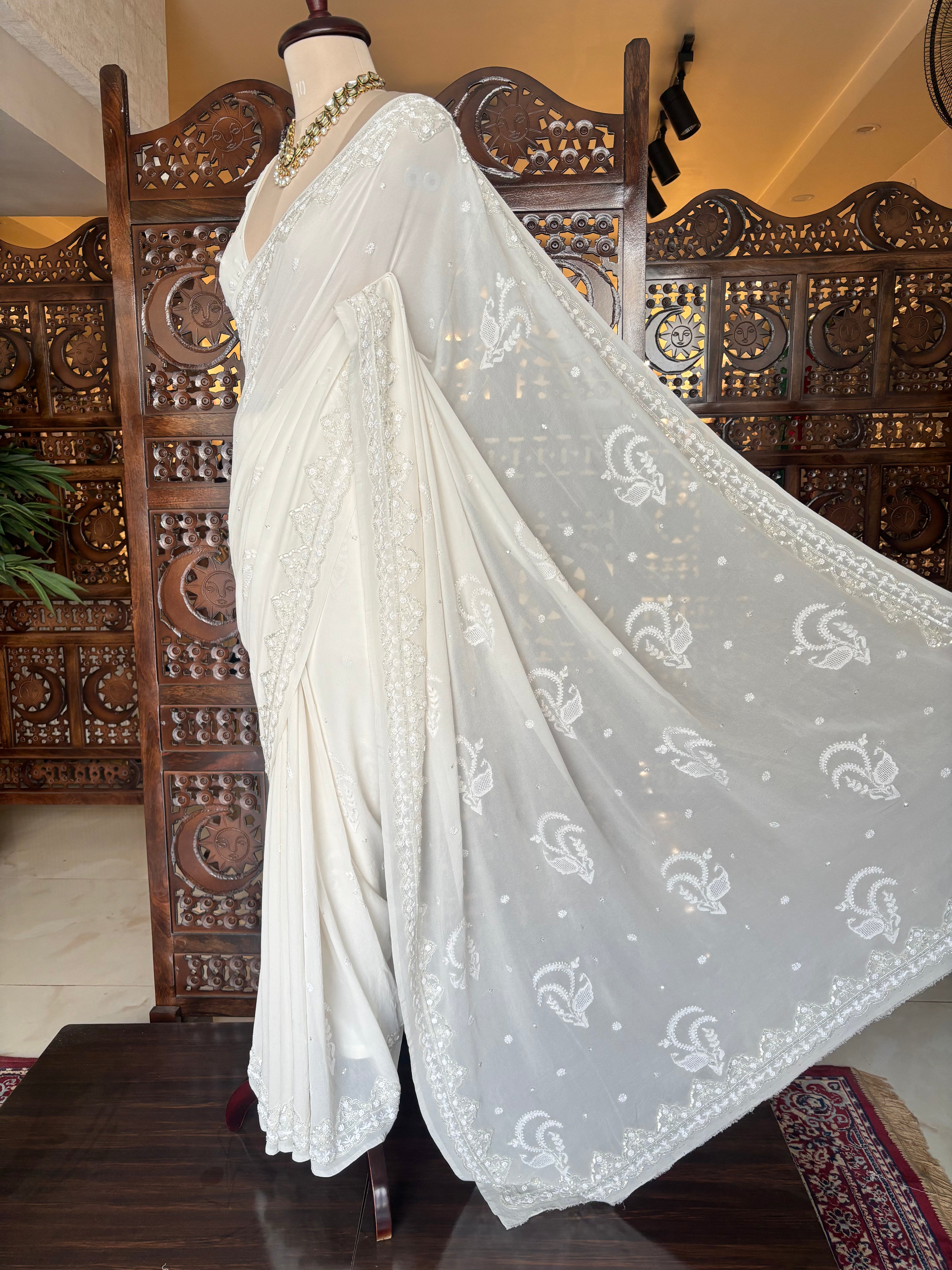 Dyeable Pure & Premium Georgette Chikankari Saree - Pleats PleaseChikankari