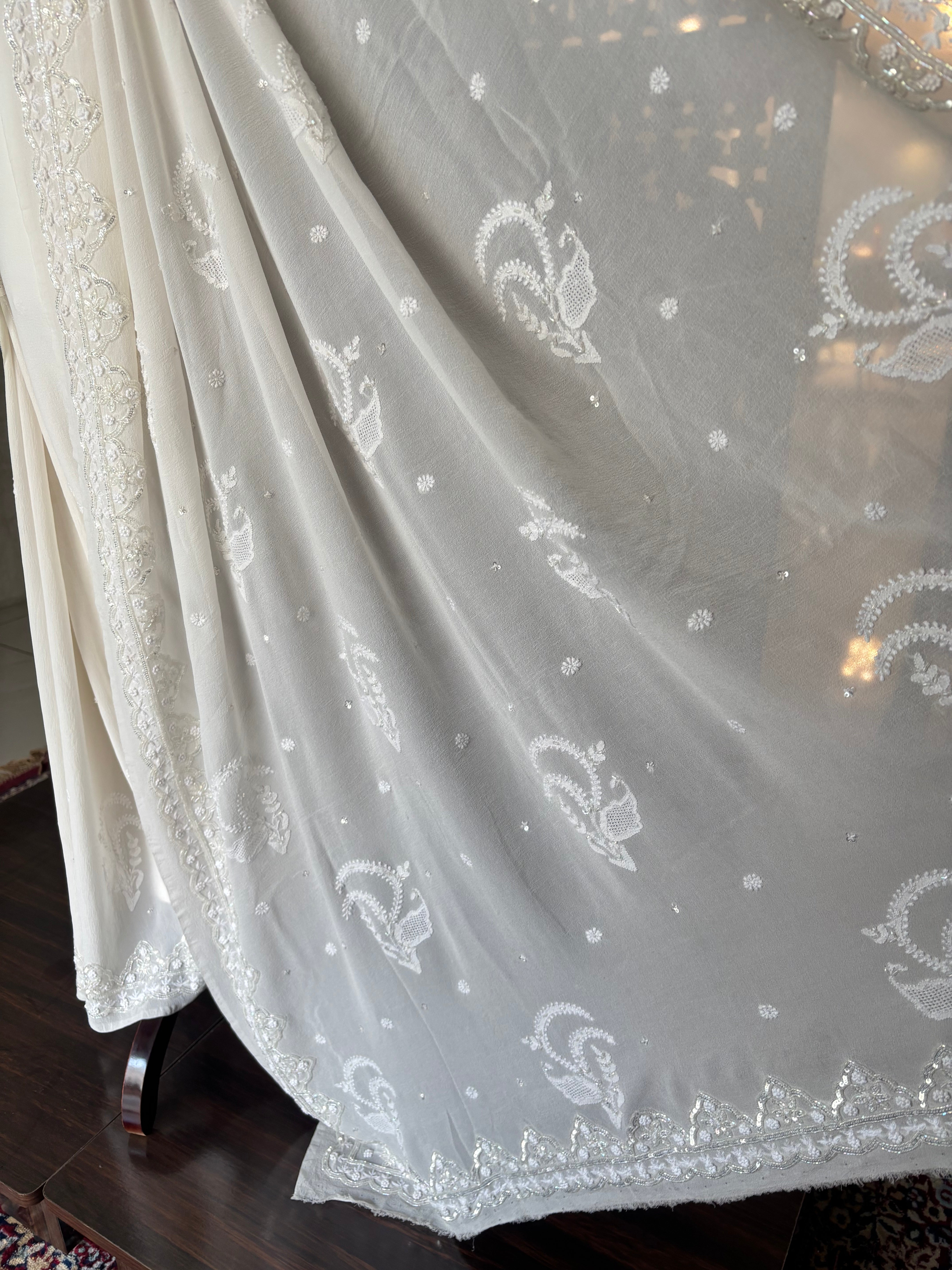 Dyeable Pure & Premium Georgette Chikankari Saree - Pleats PleaseChikankari