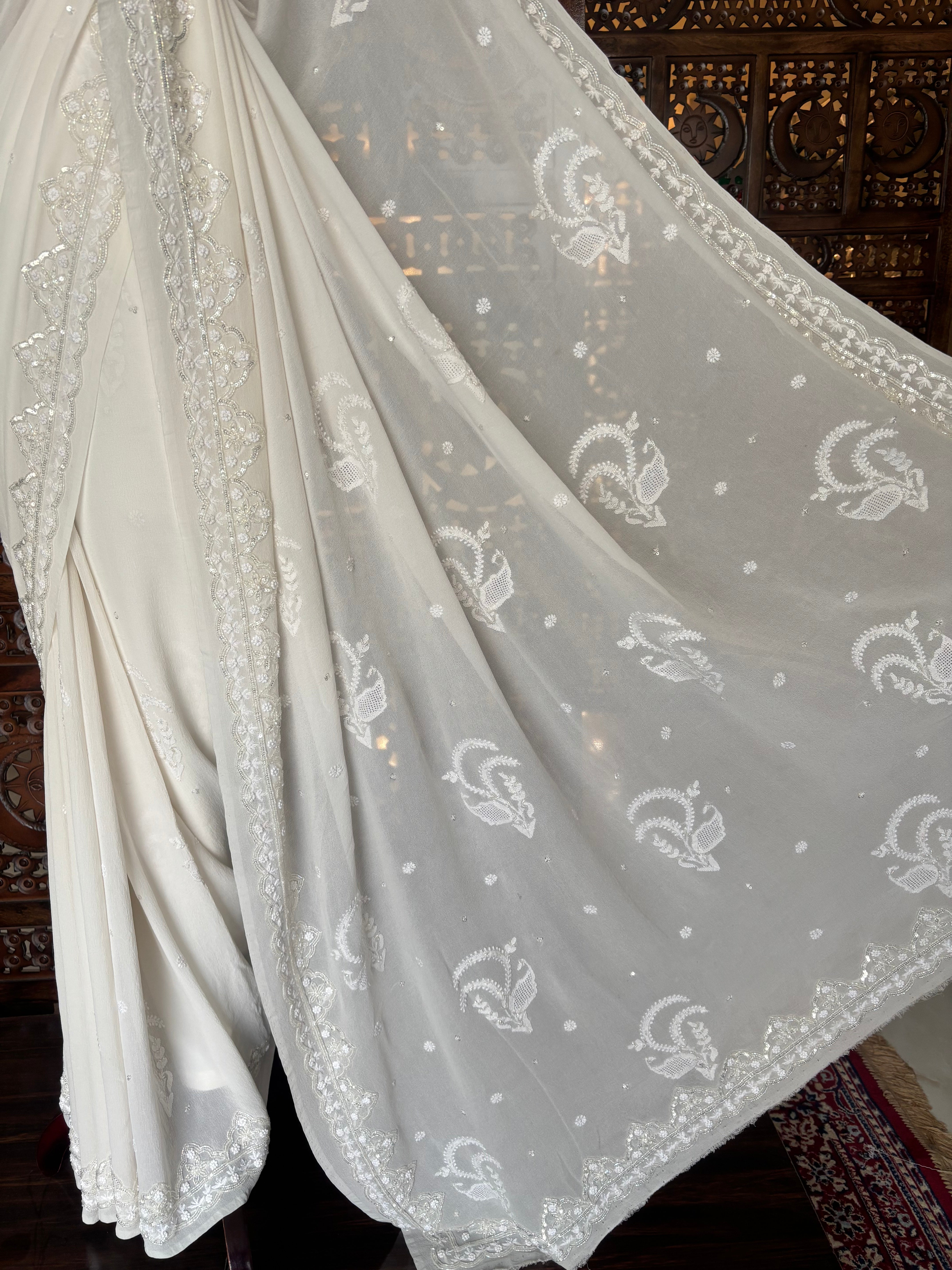 Dyeable Pure & Premium Georgette Chikankari Saree - Pleats PleaseChikankari