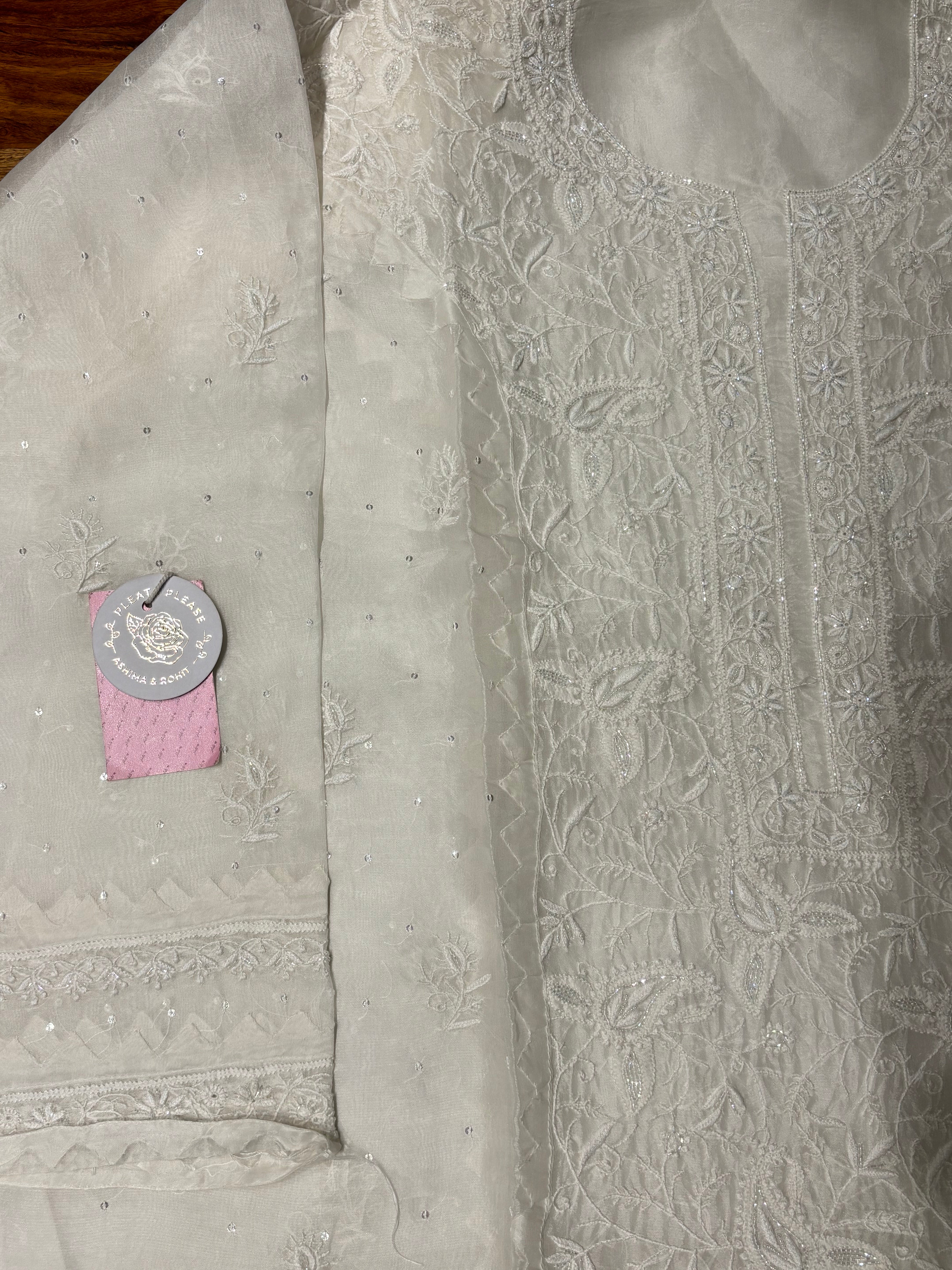 Dyeable White Pure Organza Silk Kurta & Dupatta - Pleats PleaseChikankari