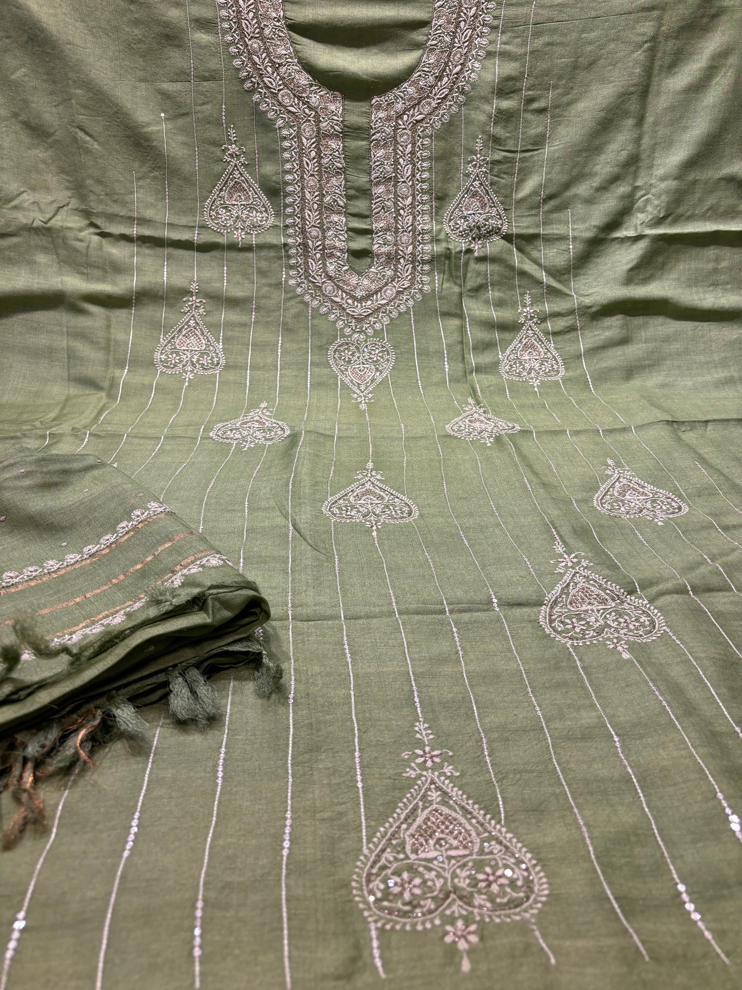 Mehendi Green Monga Silk Chikankari 3pc Set Fabric