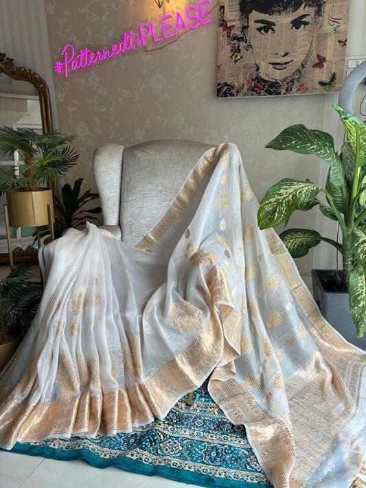 Dyeable Organza Silk Banarsi and Chikankari Saree and Blouse