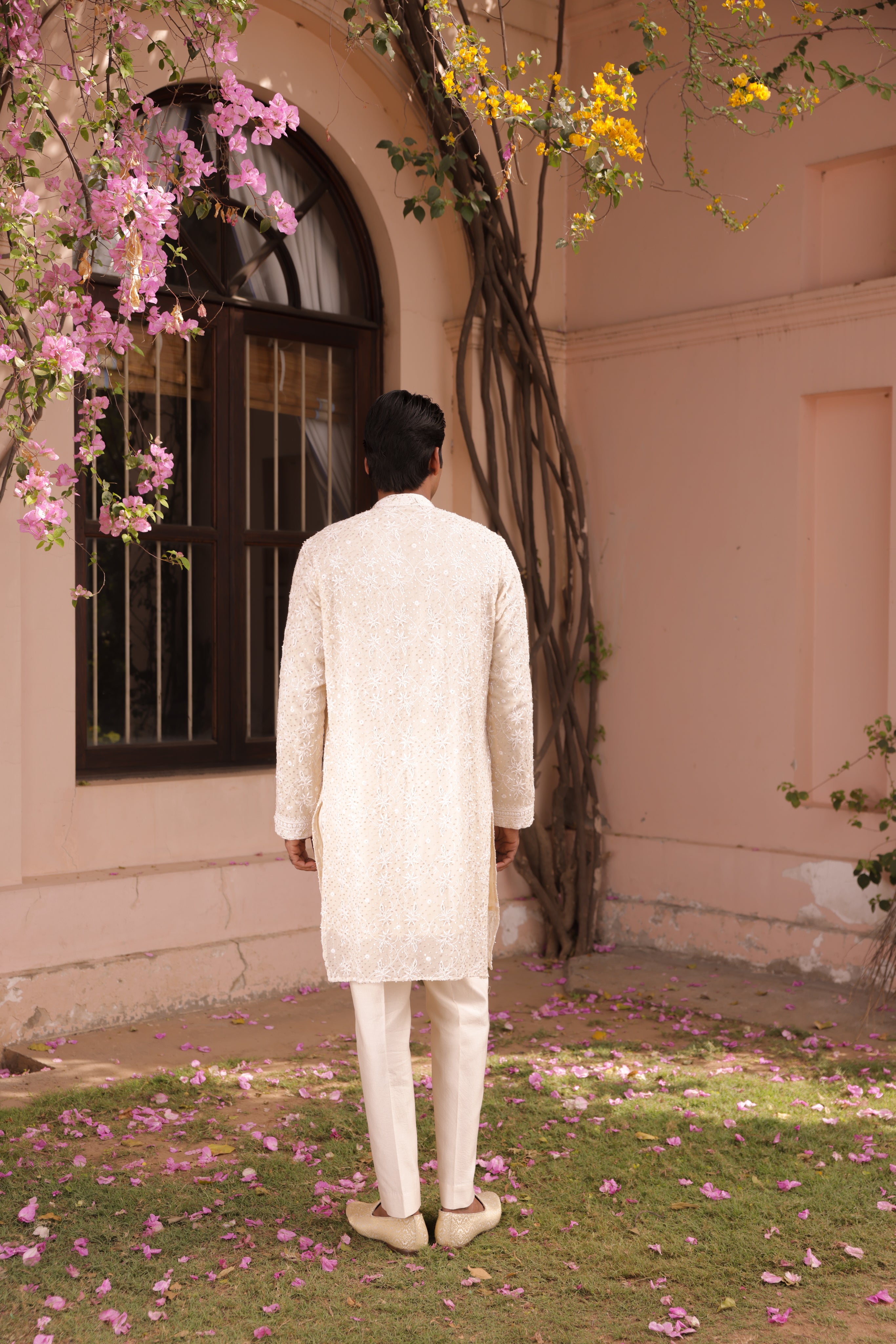 Ivory Pure & Premium Georgette Chikankari Men's  Kurta - Pleats PleaseChikankari